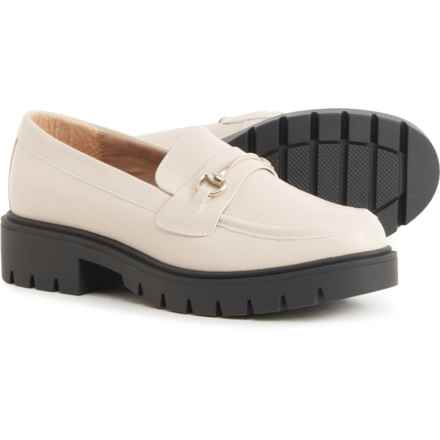 ESPRIT Alina Loafers (For Women) in Ivory