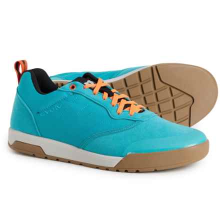 Evolv Rebel Walking Shoes (For Men) in Tropical Green