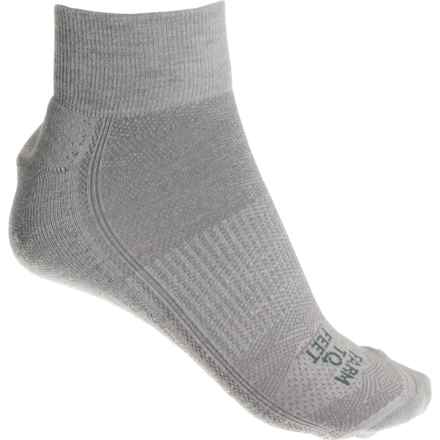 Farm to Feet Austin Light Cushion Socks - Merino Wool, Quarter Crew (For Women) in Silver