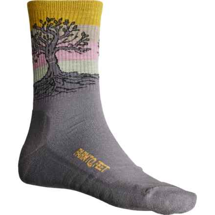 Farm to Feet Eureka Light Cushion Trail Socks - Merino Wool, 3/4 Crew (For Men) in Rabbit