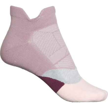 Feetures Elite Ultralight No-Show Tab Socks - Below the Ankle (For Women) in Lilac Mauve
