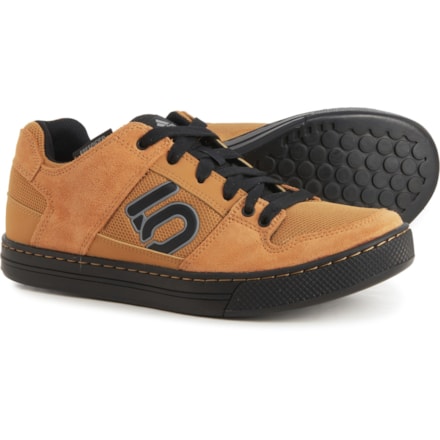 Mountain Bike Shoes average savings of 