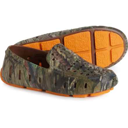 Floafers Boys Prodigy Driver Camo Water Shoes in Mossy Oak Camo