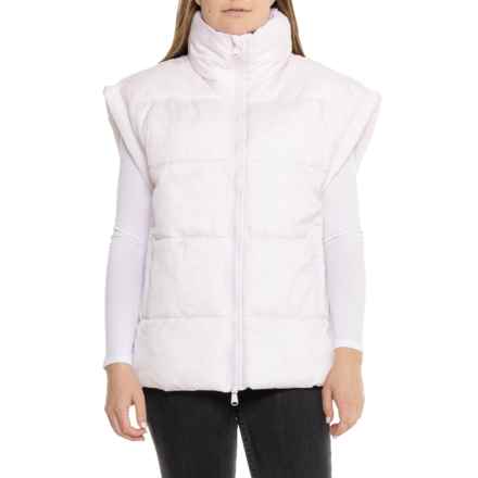 Free People In a Bubble Vest - Insulated in Pink Combo