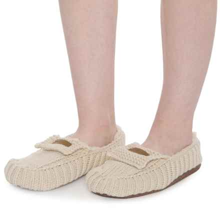 Gaahuu Textured Knit Moccasins (For Women) in Oatmeal