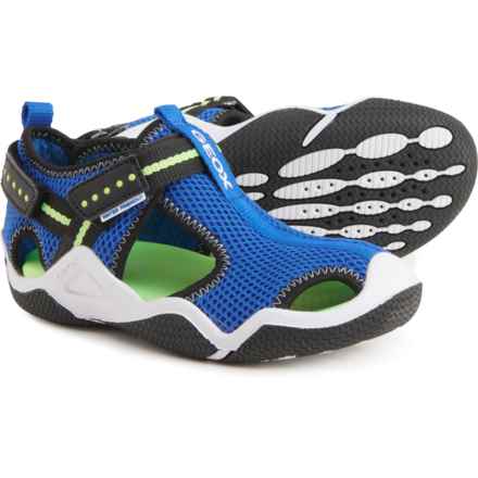 Geox Boys Jr. Wader Water Shoes in Royal/Fluogreen