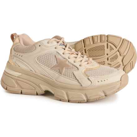 GOLDEN GOOSE Made in Italy Lightstar Sneakers - Leather (For Women) in Beige