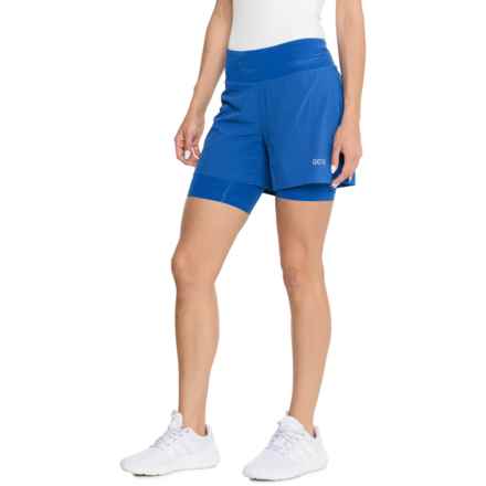 Gore R5 2-in-1 Athletic Shorts in Ultramarine Blue