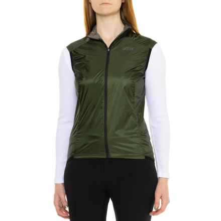 GORE WEAR Ambient Gore-Tex® INFINIUM Running Vest in Utility Green/Black
