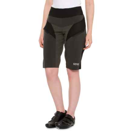 GORE WEAR C5 Trail Light Windstopper® Shorts (For Women) in Terra Grey/Black