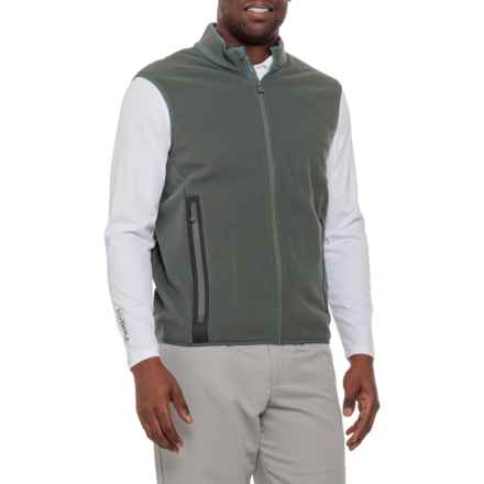 Greyson Algonquin Vest in Scareb