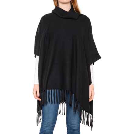 HAPPILY GREY Lightweight Fringed Poncho in Black
