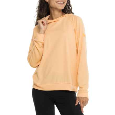 Helly Hansen Inshore Hoodie in 316 Miami Peach
