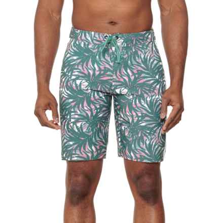 HURLEY EXIST Tropical Escape Paradise AOP Classic Boardshorts in Duck Green