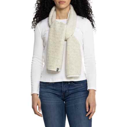 Icebreaker RealFleece Sherpa Scarf in Ecru Hthr