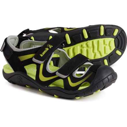 Kamik Boys Wander Sport Sandals in Black/Lime