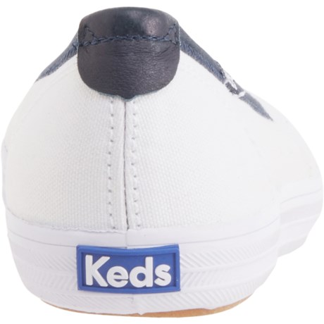 bryn canvas sneaker