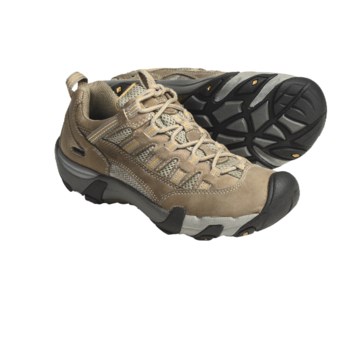 Keen Alamosa Hiking Shoes (For Women) in Coriander/Ochre