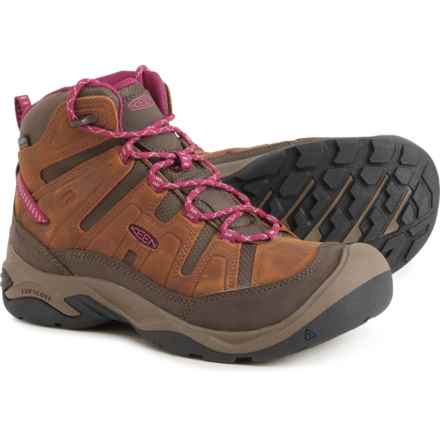 Keen Circadia Mid Hiking Boots - Waterproof, Leather (For Women) in Syrup/Boysenberry