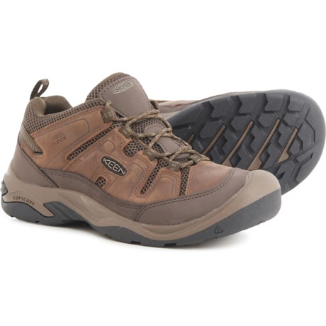 Keen Circadia Vent Trail Hiking Shoes (For Men) in Shitake/Brindle