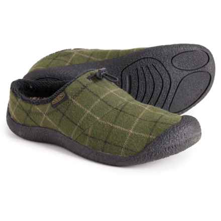 Keen Howser III Slide Shoes  (For Men) in Dark Olive Plaid