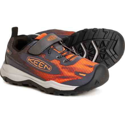 Keen Little Boys Wanduro Speed Hiking Shoes in Magnet/Scarlet Ibis