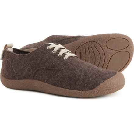 Keen Mosey Derby Shoes (For Men) in Brown Felt/Birch