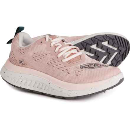 Keen WK400 Walking Shoes (For Women) in Fawn/Peach Whip