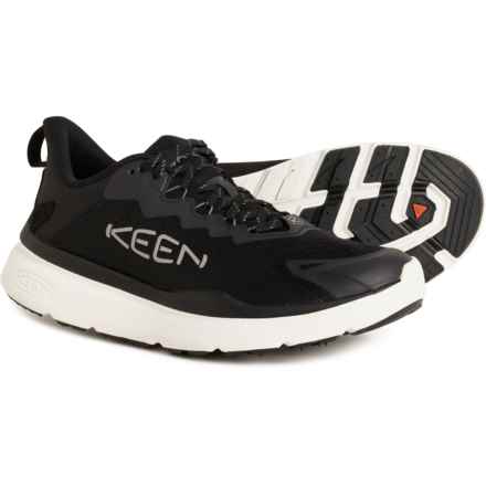 Keen WK450 Walking Shoes (For Men) in Black/Star White