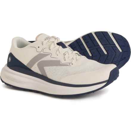 Keen WK500 Walking Shoes (For Men) in Star White/Naval Academy