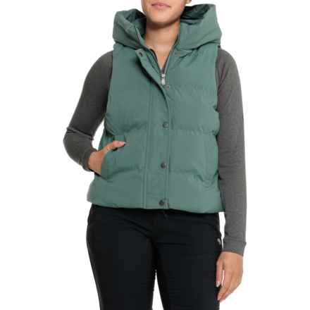 Kyodan Outdoor Quilted Hooded Vest - Insulated in Green