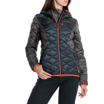 La Sportiva Pinnacle Down Jacket - 750 Fill Power in Black/Cherry Tomato