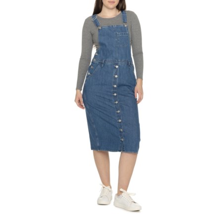 Women's Levi's Ladies in Dresses average savings of 44% at Sierra
