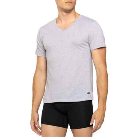 Levi's V-Neck T-Shirt - 3-Pack, Short Sleeve in Black/Grey/White