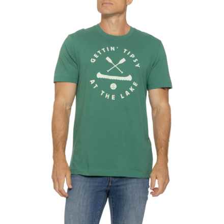 Life is Good® Getting Tipsy at the Lake Front Graphic T-Shirt - Short Sleeve in Spruce Green