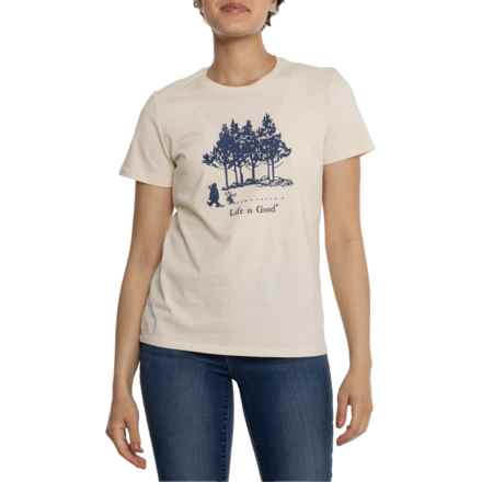 Life is Good® Winnie Woods Hike Classic T-Shirt - Short Sleeve in Putty White