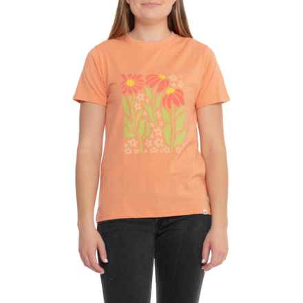LIV OUTDOOR Collage Floral Graphic Flow T-Shirt - Short Sleeve in Canyon Sunset
