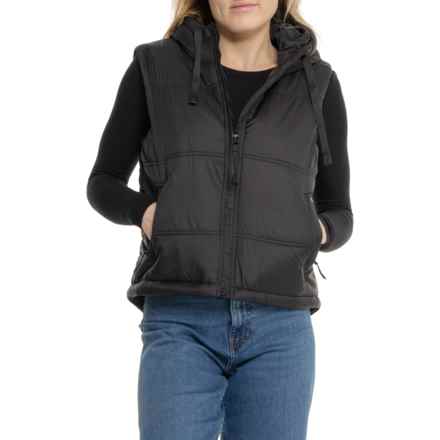 LIV OUTDOOR Daphni Hooded Puffer Vest - Insulated in Black