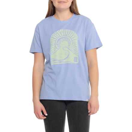 LIV OUTDOOR Sunset Hill Reagan Oversize Graphic T-Shirt - Short Sleeve in Lavender Luster