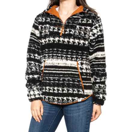 LIV OUTDOOR Wylie Sherpa Pullover Sweater - Zip Neck in Houndstooth