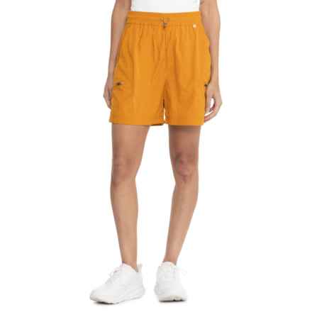 Lole Wander Cargo Shorts in Inca Gold