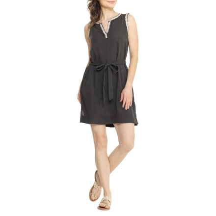 Lucky Brand Embroidered Popover Dress - Sleeveless in Raven