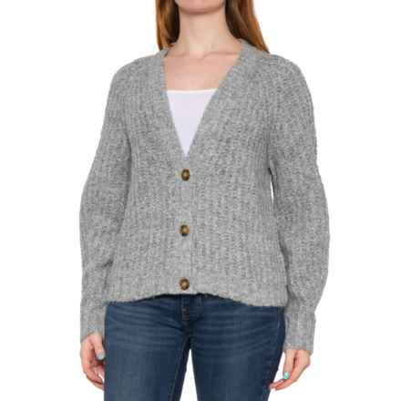 Shaker Knit Raglan Cardigan Sweater - Button Front in Heather Grey