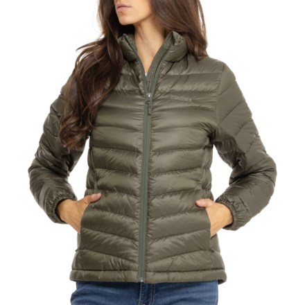 Marmot Women: at Sierra Marmot Women: at Sierra