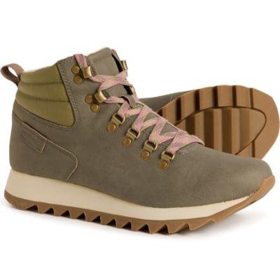 merrell-alpine-hiking-boots-