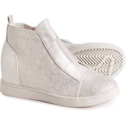 MIA Girls Gracey High-Top Sneakers in White