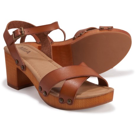 mia sandals