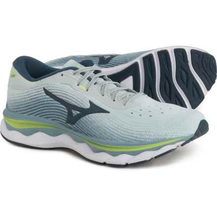 Mizuno Wave Sky 5 Running Shoes (For Men) in Peacock Blue
