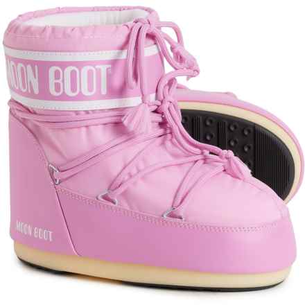 MOON BOOTS Icon Low Nylon Boots (For Women) in 003-Pink