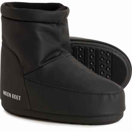 MOON BOOTS Made in Europe Icon Low No Lace Rubber Boots (For Women) in 001-Black
